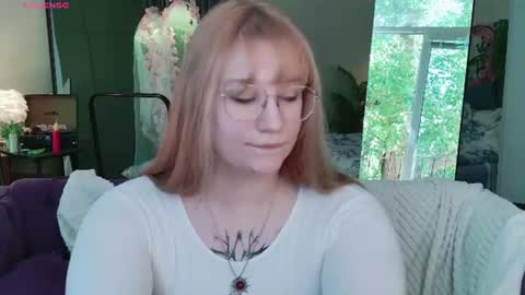 morvelyn online show from July 28, 11:17 am