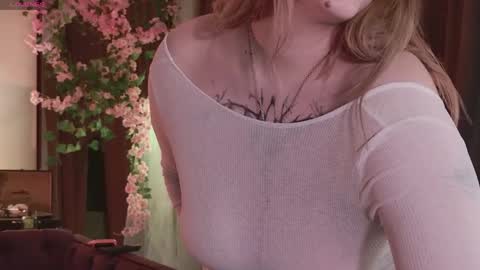 morvelyn online show from June 1, 7:48 pm