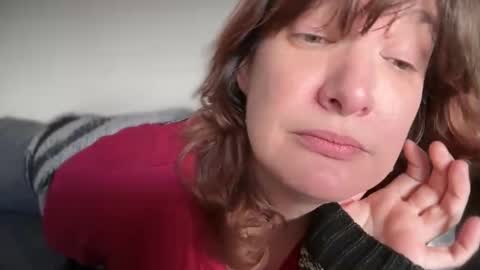 Mossy Mommy online show from March 27, 1:34 pm