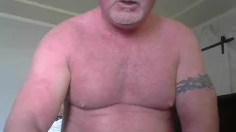 motorguy08 online show from February 27, 9:58 pm