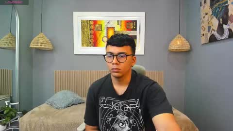 Mou Fly online show from September 29, 12:48 pm