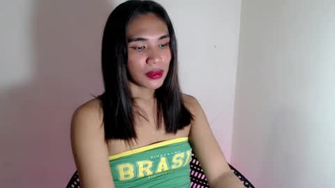 mouiline_rouge69 online show from July 16, 4:10 pm