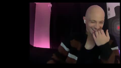 mount_vesuvius online show from March 17, 4:28 am