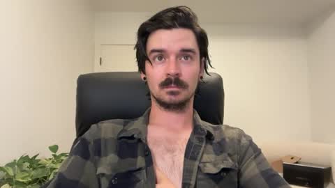moustachematt online show from June 25, 3:47 am