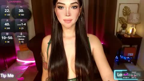 Snapshot of mouthwatering_ayesha chatting on September 16, 6:27 am mouthwatering_ayesha online show from September 16, 6:27 am