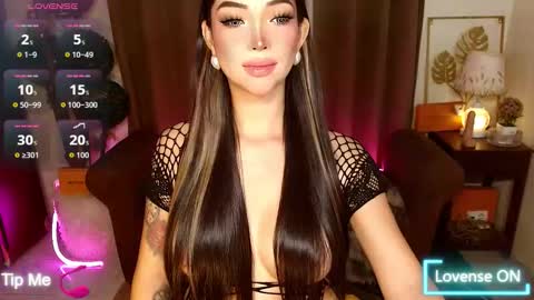 mouthwatering_ayesha online show from November 23, 6:33 am