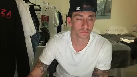 movedto305 online show from November 3, 10:49 am