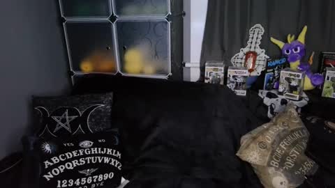 Moxxxie Morbid online show from January 10, 2:04 am