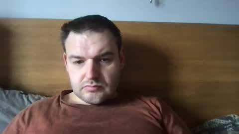 Snapshot of mr834565 chatting on February 16, 12:21 pm mr834565 online show from February 16, 12:21 pm