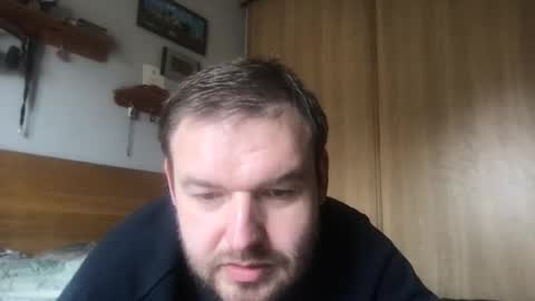 Snapshot of mr834565 chatting on March 3, 1:12 pm mr834565 online show from March 3, 1:12 pm