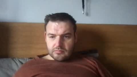 Snapshot of mr834565 chatting on February 23, 11:00 am mr834565 online show from February 23, 11:00 am
