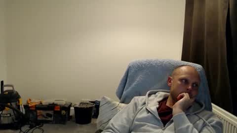 Mr Baldy Likes to Chat online show from October 19, 12:04 am