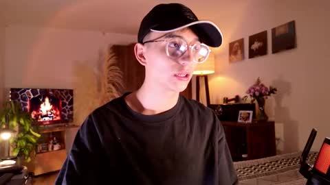 Mr Evans online show from October 11, 4:43 pm