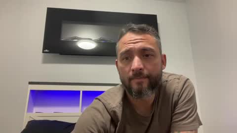 mr_halfling online show from December 19, 6:23 am