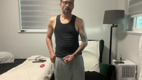 mr_halfling online show from June 18, 12:54 pm