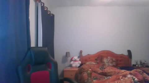 mr_i_ online show from January 12, 11:12 pm