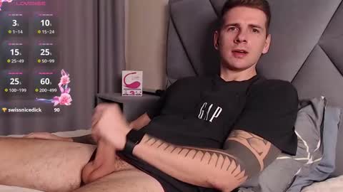 mr_longboy online show from December 1, 6:44 am