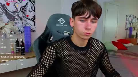 Kris online show from February 1, 3:19 am