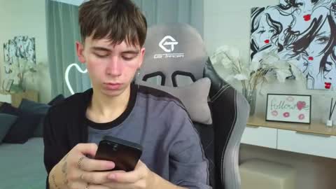 Kris online show from February 26, 6:08 am