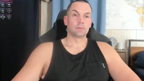 Cam online show from December 16, 9:43 pm