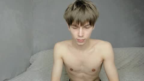 Makentoshi online show from March 15, 9:29 pm