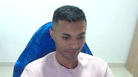 Max online show from February 23, 6:32 pm