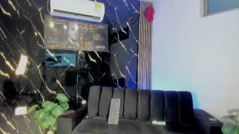 mr_maximo online show from July 2, 4:50 am