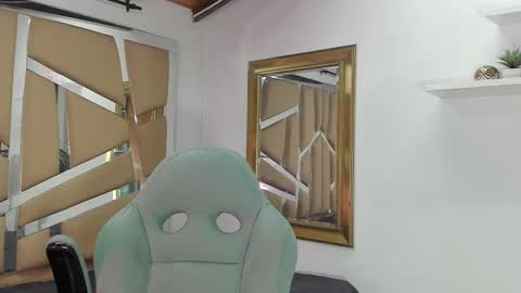 Snapshot of mr_mikee_ chatting on February 21, 3:01 am MIKEE online show from February 21, 3:01 am