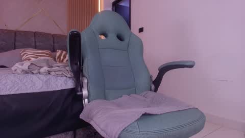 MIKEE online show from March 24, 8:31 am