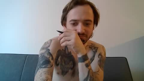 mr_nightfall online show from December 5, 8:39 pm