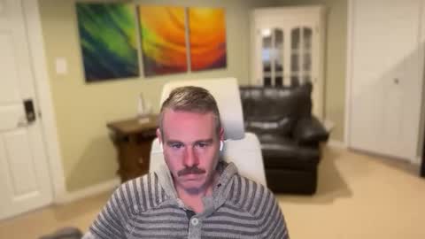 mr_r3 online show from December 23, 3:02 am