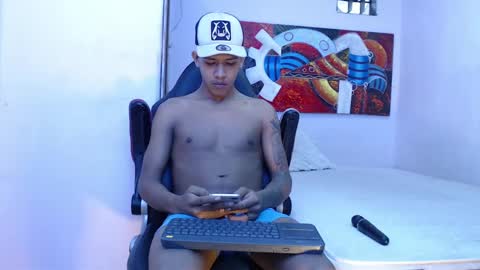 Snapshot of mr_stiven_ chatting on February 9, 5:50 am mr_stiven_ online show from February 9, 5:50 am