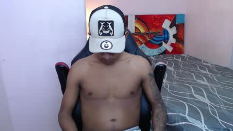 Snapshot of mr_stiven_ chatting on February 6, 2:44 am mr_stiven_ online show from February 6, 2:44 am