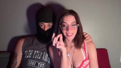 mrandmrsbong online show from October 18, 5:11 am