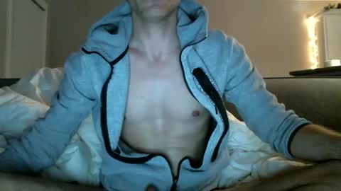 Snapshot of mrasstastix chatting on January 11, 4:48 am MrAsstastix online show from January 11, 4:48 am