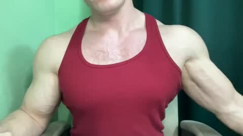 Mrbiceps23 online show from February 3, 2:55 pm