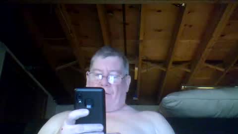 Snapshot of mrblade666 chatting on February 16, 4:42 pm mrblade666 online show from February 16, 4:42 pm