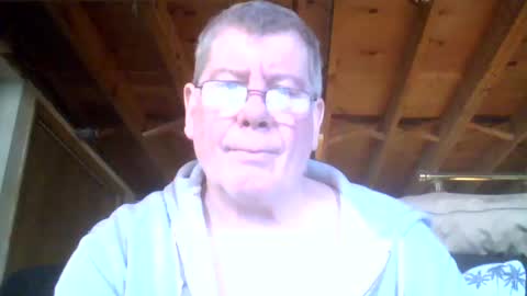 Snapshot of mrblade666 chatting on March 2, 3:27 pm mrblade666 online show from March 2, 3:27 pm