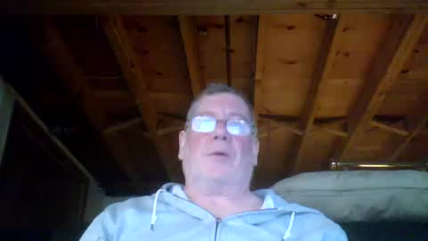 Snapshot of mrblade666 chatting on February 15, 7:06 pm mrblade666 online show from February 15, 7:06 pm