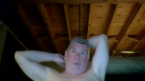 Snapshot of mrblade666 chatting on December 31, 12:21 am mrblade666 online show from December 31, 12:21 am