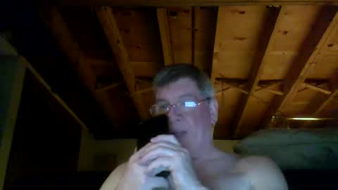 Snapshot of mrblade666 chatting on January 6, 11:31 pm mrblade666 online show from January 6, 11:31 pm