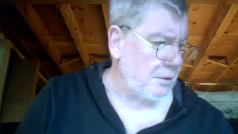 Snapshot of mrblade666 chatting on December 14, 1:27 pm mrblade666 online show from December 14, 1:27 pm