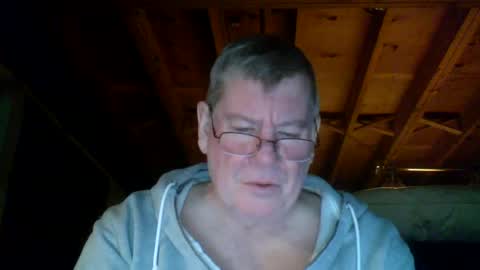Snapshot of mrblade666 chatting on February 22, 11:57 pm mrblade666 online show from February 22, 11:57 pm