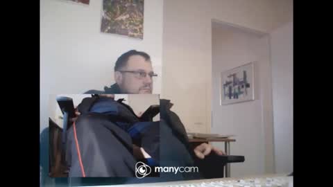 MrJohnsen1975 online show from February 17, 10:25 am