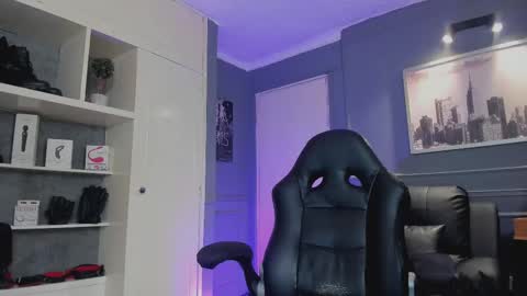 MrFrank. online show from September 11, 12:28 pm