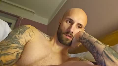 mrga591904 online show from November 24, 11:09 am