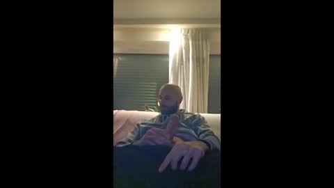 mrga591904 online show from December 13, 11:22 pm