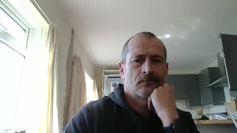 Snapshot of mrgoodkat79 chatting on March 1, 1:18 pm mrgoodkat79 online show from March 1, 1:18 pm
