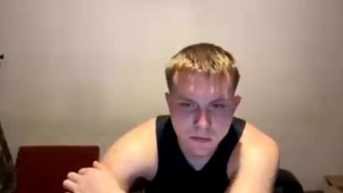 Max online show from October 26, 8:08 pm