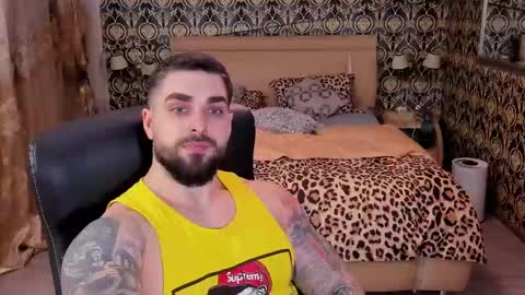 Snapshot of mrkarlhot99 chatting on February 19, 6:00 pm mrkarlhot99 online show from February 19, 6:00 pm